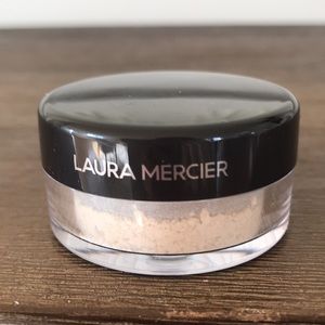 NEW Laura Mercier translucent loose setting powder